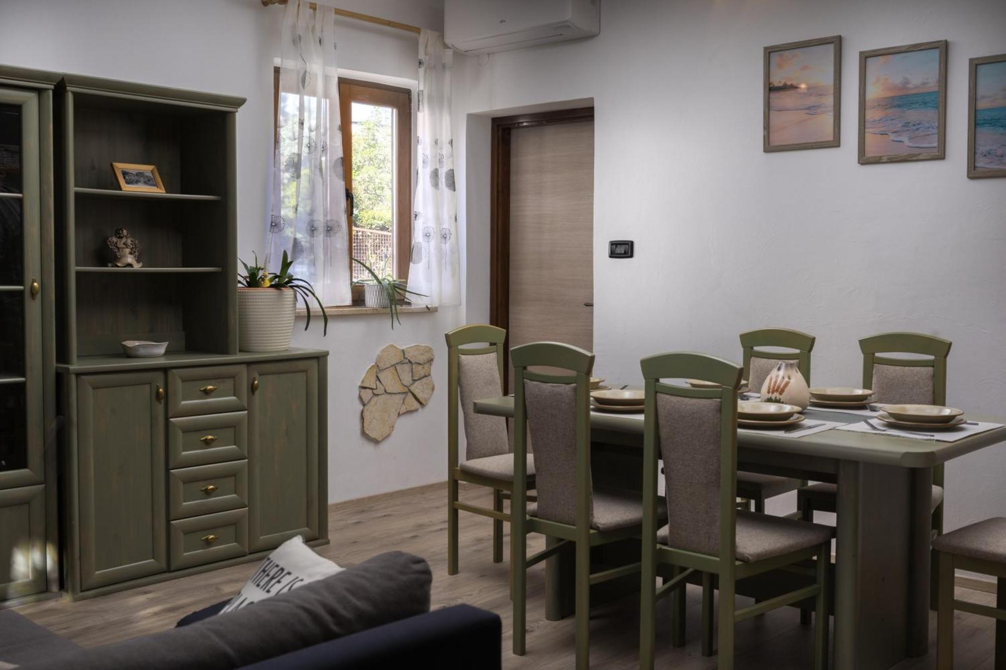 Enia Apartment Медулин Екстериор снимка